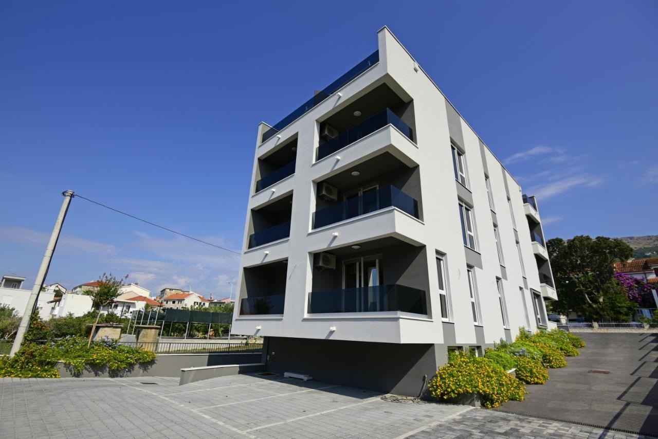 Apartments Adriatic Podstrana Exterior foto